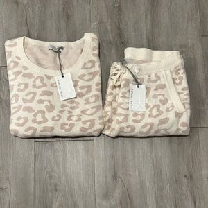 barefoot dreams lounge set